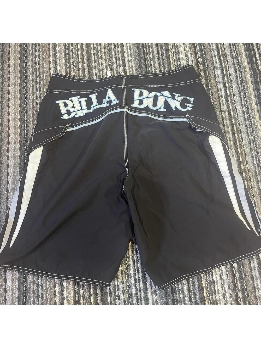 Vintage Y2K Billabong Black Red Blue Boardshorts Mens 33 Surf Wear Spellout